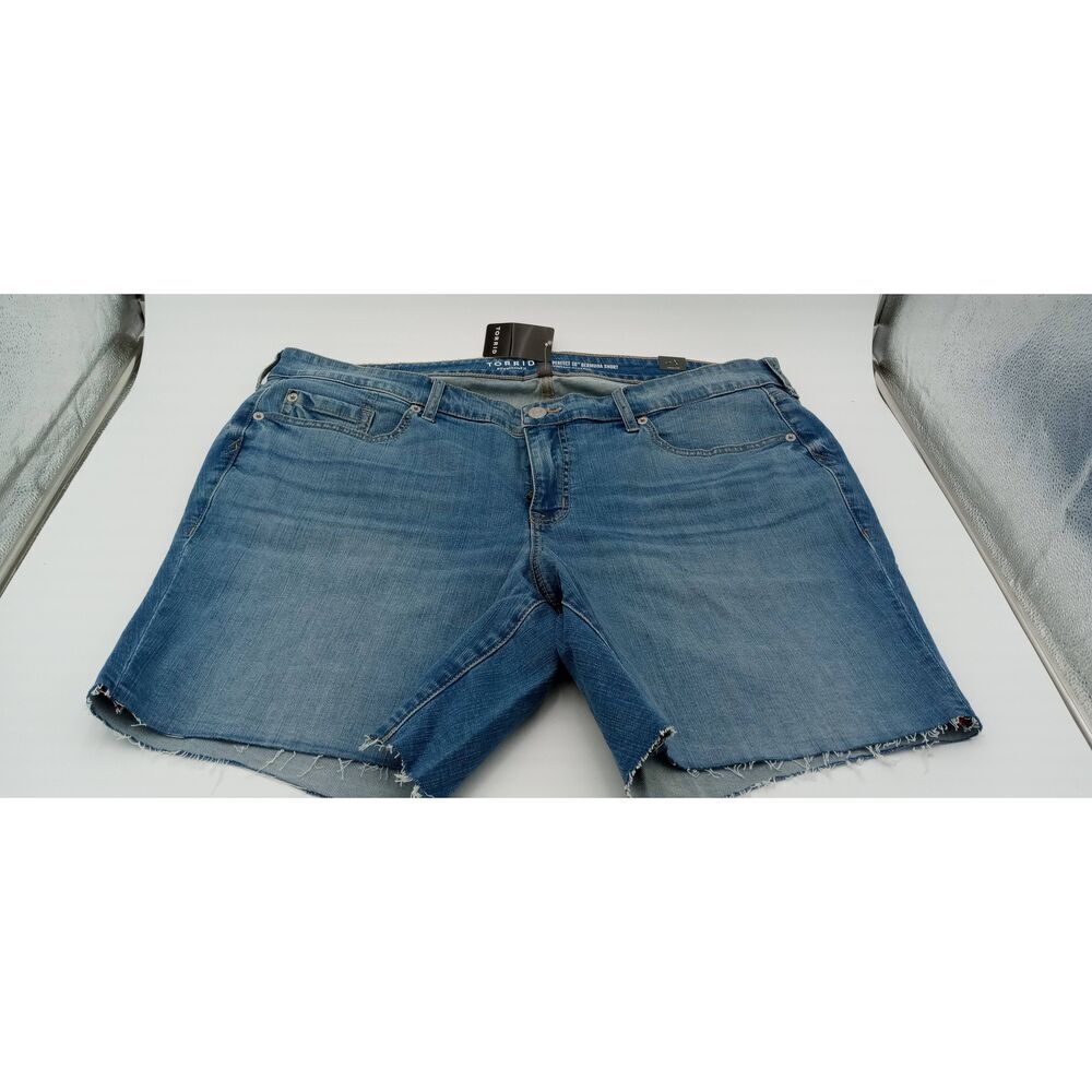 Torrid shorts size 20